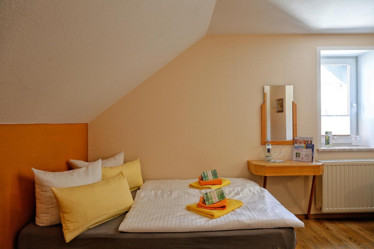 Konsum Gaestehaus Quisisana - Oberhof Oberhof  Dış mekan fotoğraf