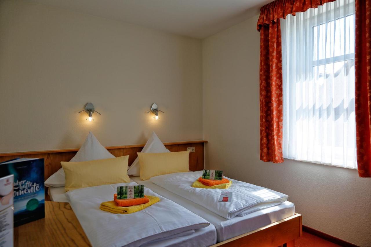 Konsum Gaestehaus Quisisana - Oberhof Oberhof  Dış mekan fotoğraf