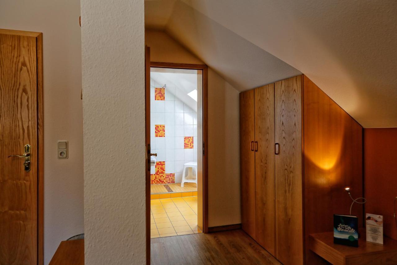 Konsum Gaestehaus Quisisana - Oberhof Oberhof  Dış mekan fotoğraf