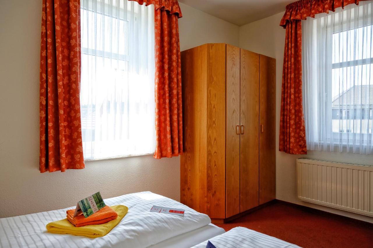 Konsum Gaestehaus Quisisana - Oberhof Oberhof  Dış mekan fotoğraf