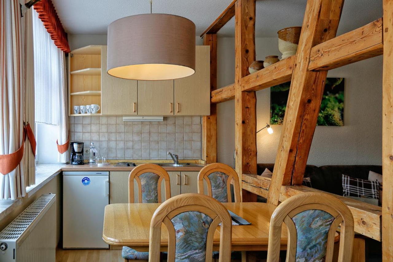 Konsum Gaestehaus Quisisana - Oberhof Oberhof  Dış mekan fotoğraf